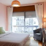 Hostel Origami Porto Residencia & *