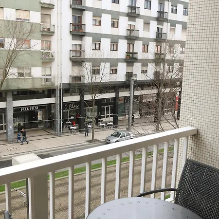 Origami Porto Residencia & Hostal *