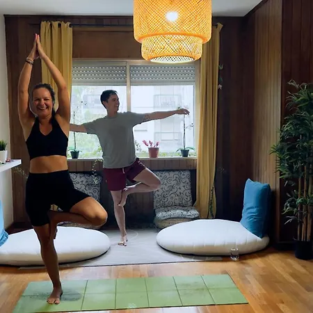 Hostal Origami Porto Residencia & *