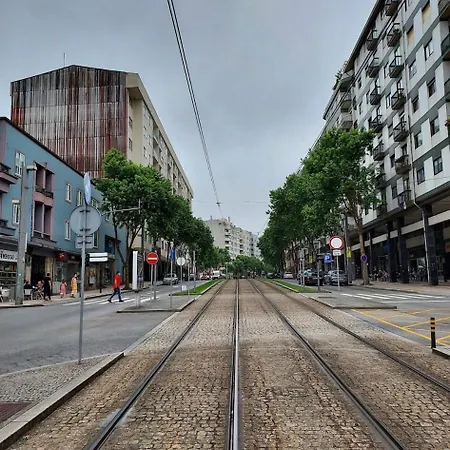 بيت شباب Origami Porto Residencia & *