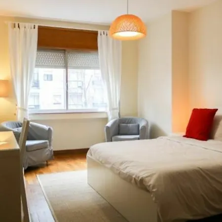 بيت شباب Origami Porto Residencia & فيلا نوفا دي غايا